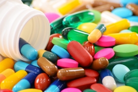Médicaments, examens et soins de la mère allaitante