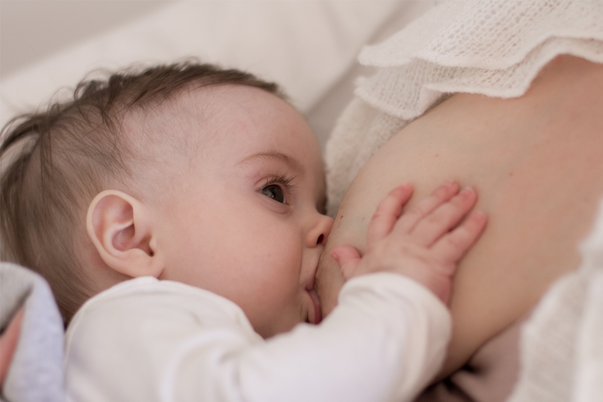 L'allaitement maternel : aussi bénéfique pour la mère que son enfant -  Sante-pratique-paris