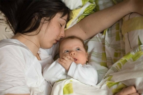 DA 108 : Pourquoi les bébés se réveillent la nuit : une nouvelle hypothèse